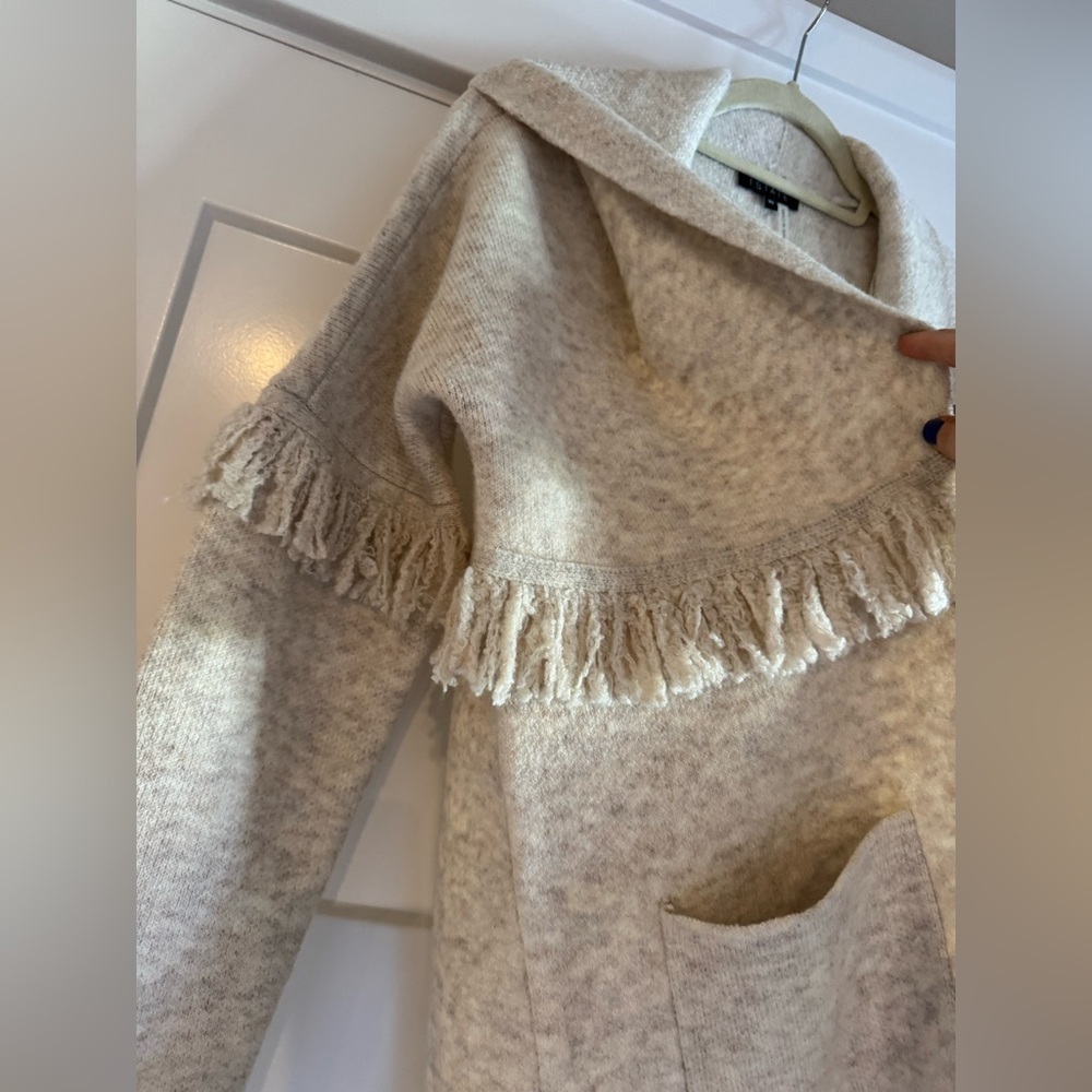 1. STATE FRINGED OPEN FRONT SWEATER COAT - Picture 4 of 7
